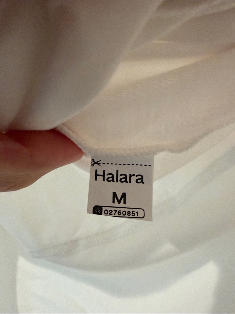 HALARA Long Sleeve Thumb Hole
Asymmetric Quick Dry Yoga Sports
Top - Picture 4 of 6